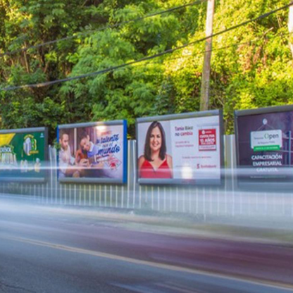 Compra de Medios Tradicionales (Vallas, TV, Radio)